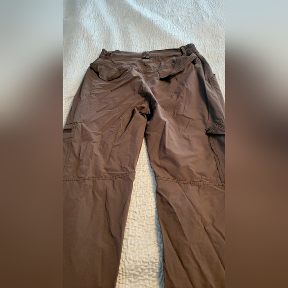 💜4/$20💜NONWE brown baggy cargo pants - Picture 6 of 6